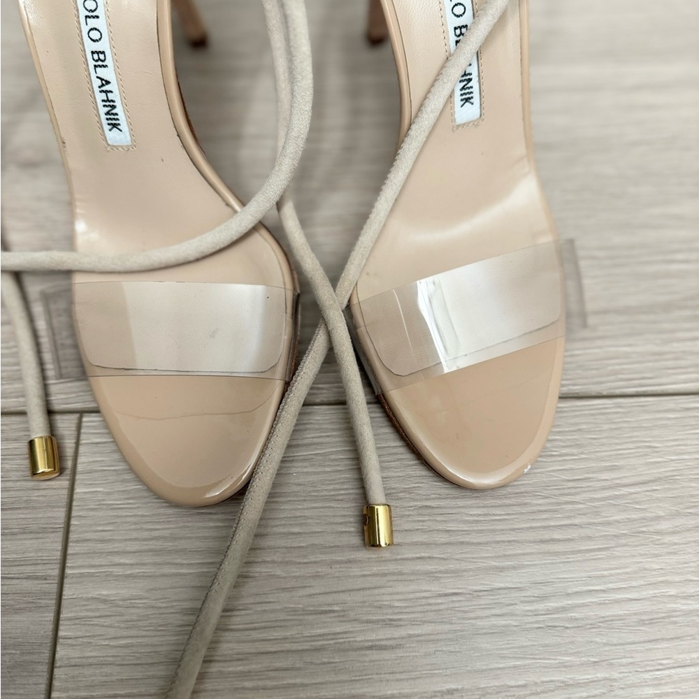 MANOLO BLAHNIK nude Patent
Leather Estro 105 Sandals Size 36 - Picture 3 of 4